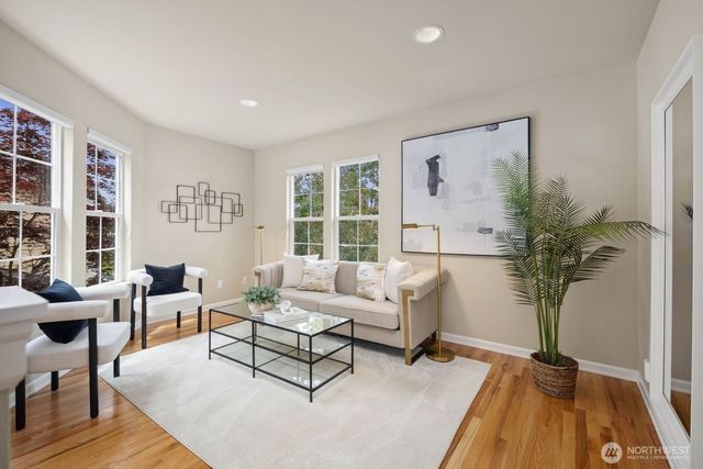 533 3rd Avenue S, Kirkland, WA 98033
