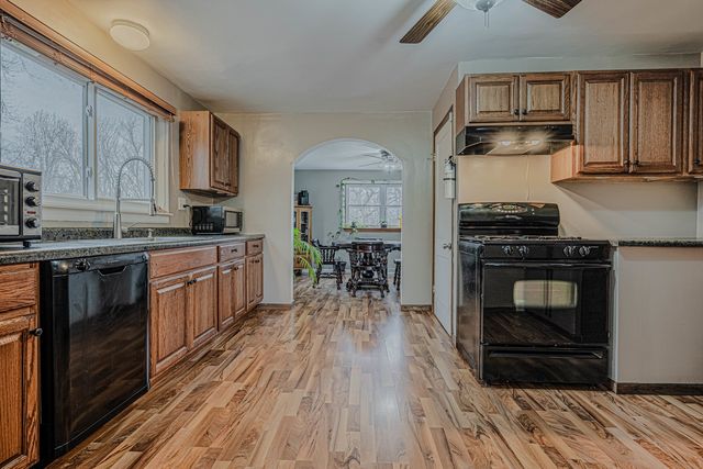 2212 Ravine Drive, Zion, IL 60099