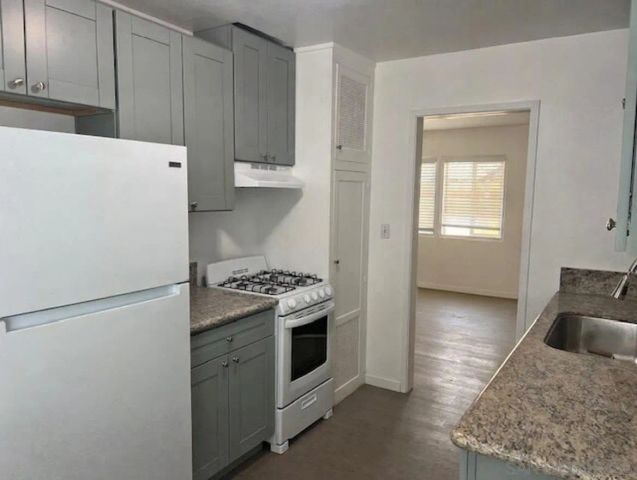 5025-31 Brighton Ave, San Diego, CA 92107