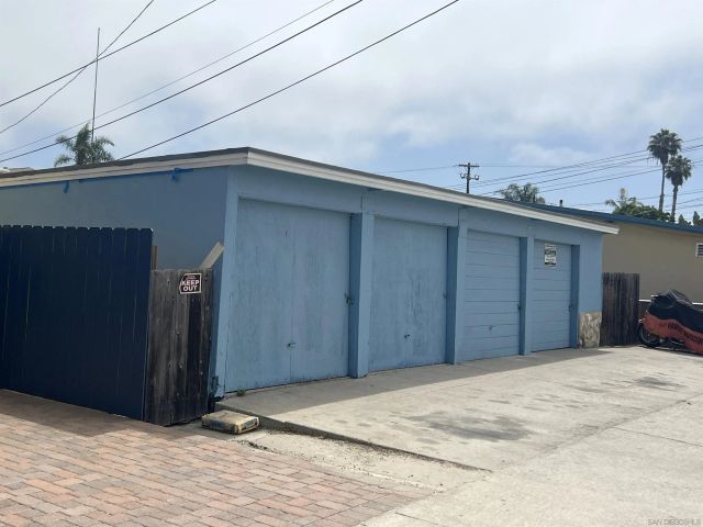 5025-31 Brighton Ave, San Diego, CA 92107