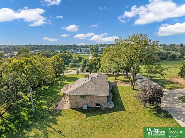 7415 S 20 Street, Bellevue, NE 68147