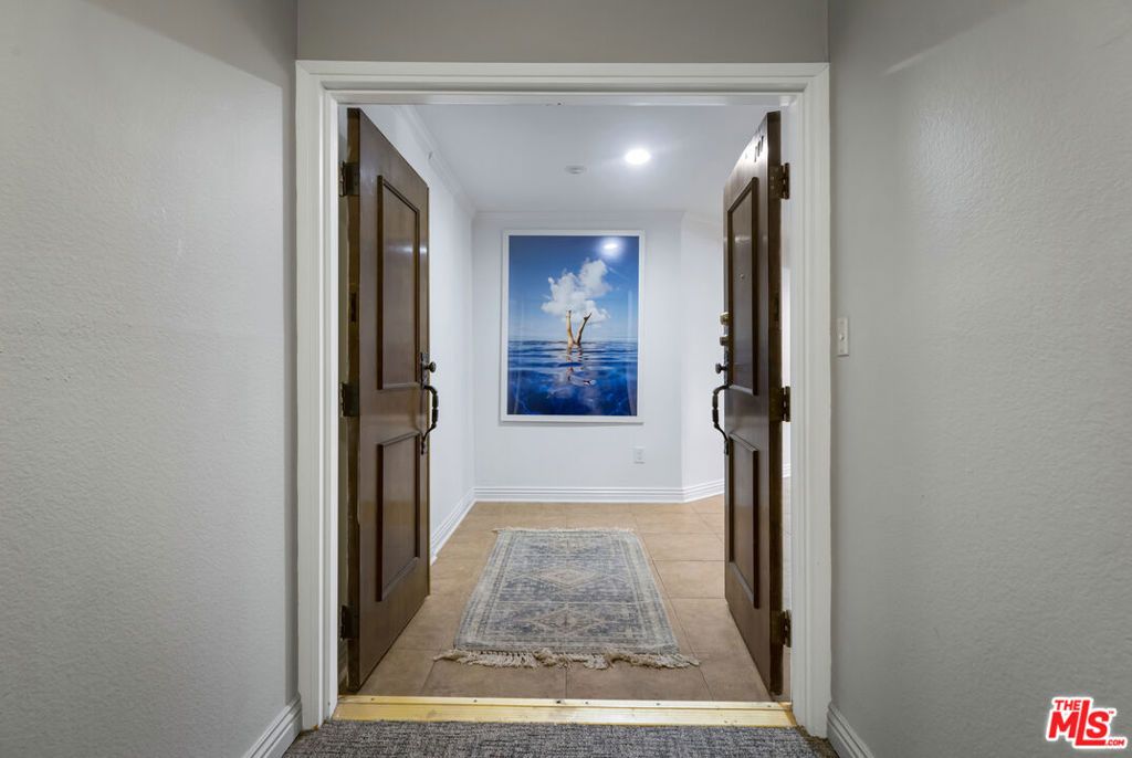 330 W California Boulevard 101, Pasadena, CA 91105 — photo 2