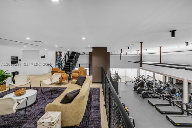 225 N Miami Ave 504, Miami, FL 33128