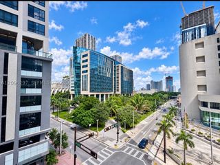 225 N Miami Ave 504, Miami, FL 33128
