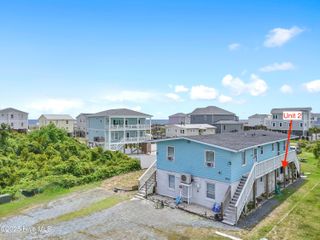209 SE 77th Street #2, Oak Island, NC 28465