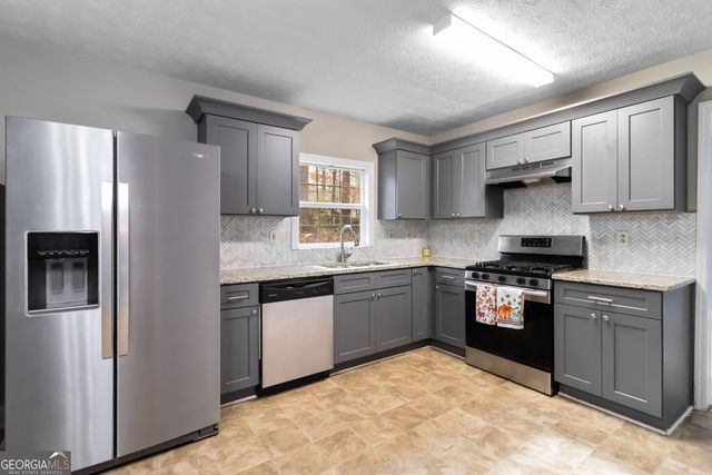 888 Chartley Drive, Lilburn, GA 30047