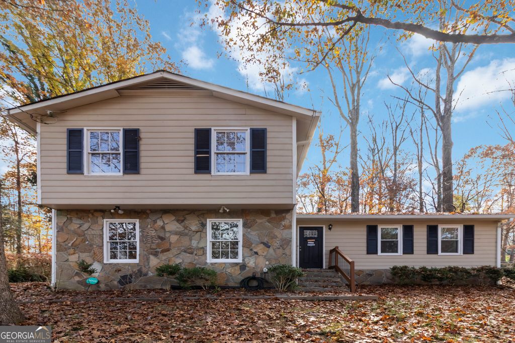 888 Chartley Drive, Lilburn, GA 30047