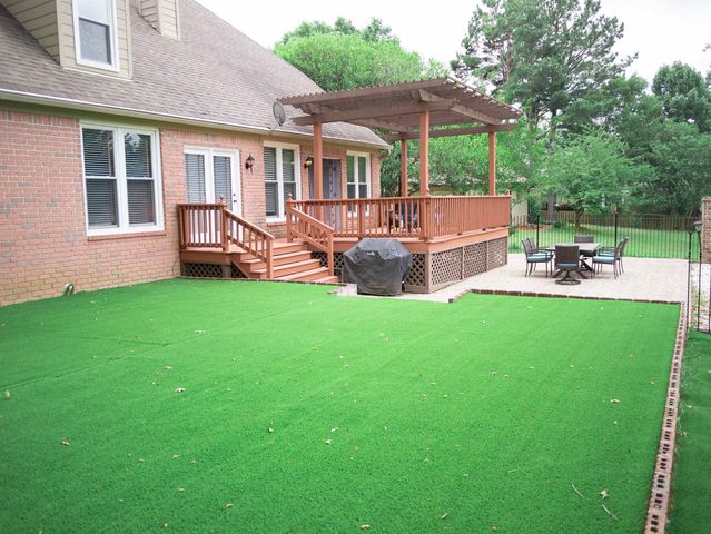 1923 SWYNFORD LN, Collierville, TN 38017