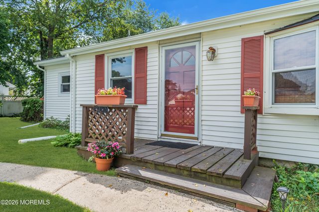 1717 Maple Street, Wall, NJ 07719