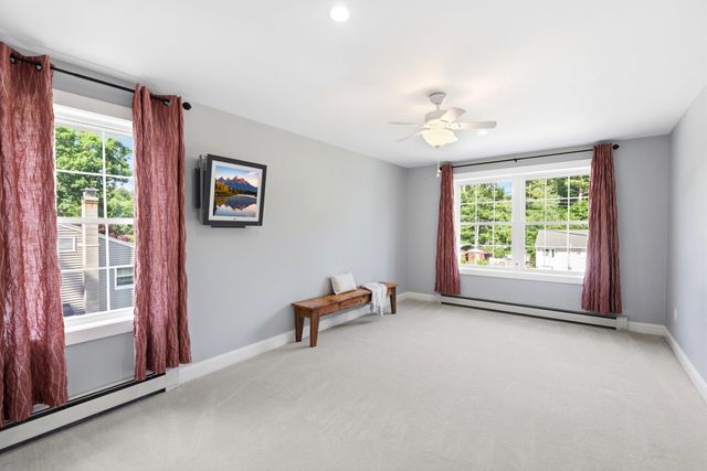 2 Merrill Street, Hudson, NH 03051
