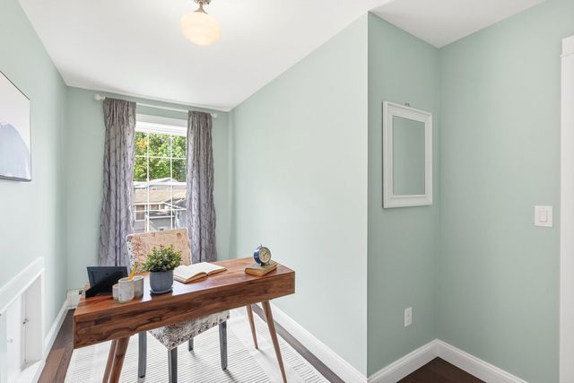 2 Merrill Street, Hudson, NH 03051