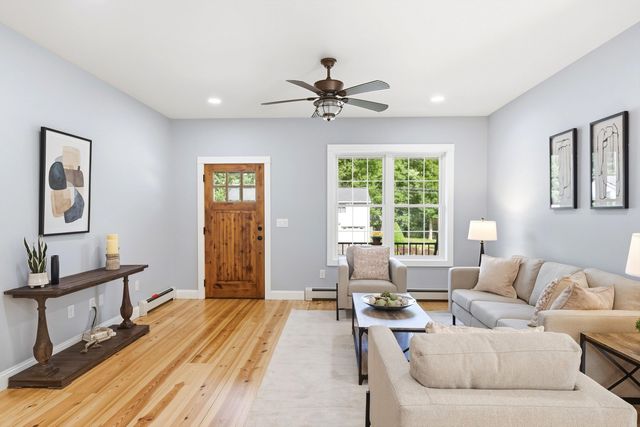 2 Merrill Street, Hudson, NH 03051