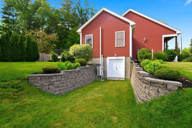 2 Merrill Street, Hudson, NH 03051