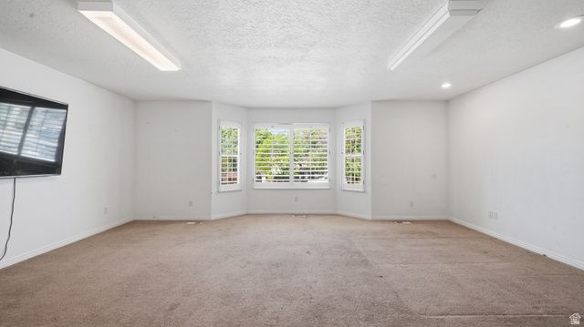 148 N 300 E, Pleasant Grove, UT 84062