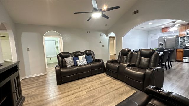 13731 Biggs Street, Dallas, TX 75253