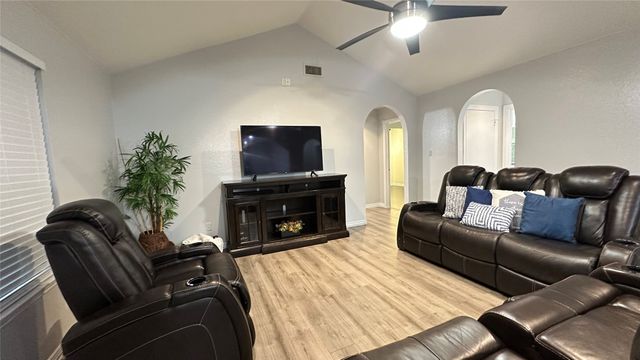 13731 Biggs Street, Dallas, TX 75253
