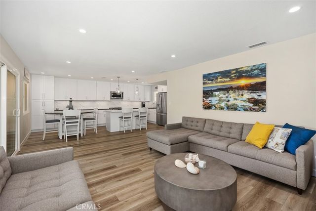 5506 Paseo Del Lago W N, Laguna Woods, CA 92637