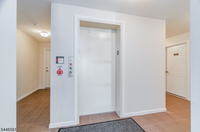 148 Oakwood Ave, Cliffside Park Boro, NJ 07010