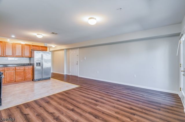 148 Oakwood Ave, Cliffside Park Boro, NJ 07010