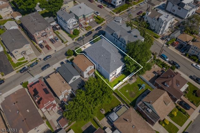 148 Oakwood Ave, Cliffside Park Boro, NJ 07010