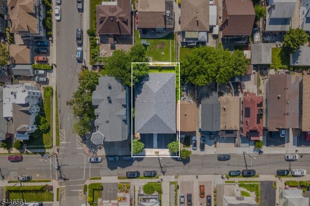 148 Oakwood Ave, Cliffside Park Boro, NJ 07010