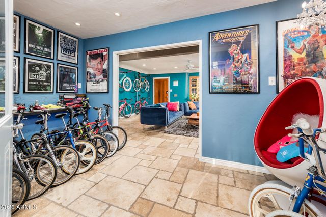 2930 N 16TH Drive, Phoenix, AZ 85015