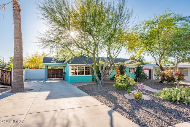 2930 N 16TH Drive, Phoenix, AZ 85015