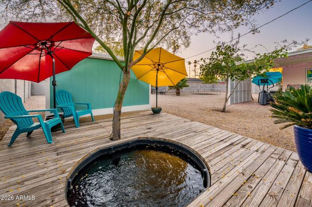 2930 N 16TH Drive, Phoenix, AZ 85015