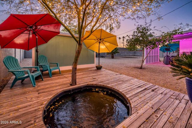 2930 N 16TH Drive, Phoenix, AZ 85015