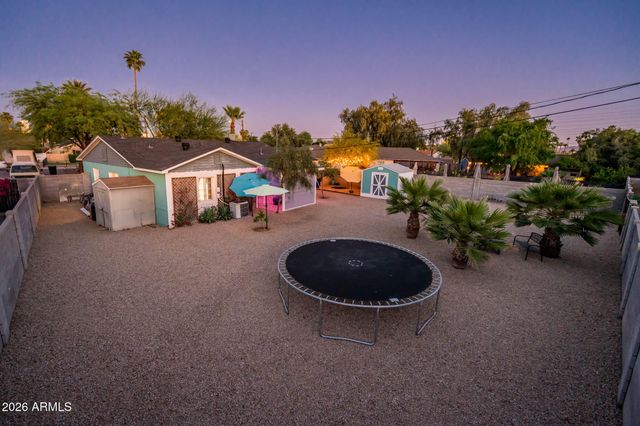 2930 N 16TH Drive, Phoenix, AZ 85015