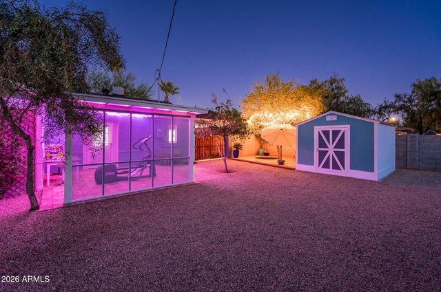 2930 N 16TH Drive, Phoenix, AZ 85015