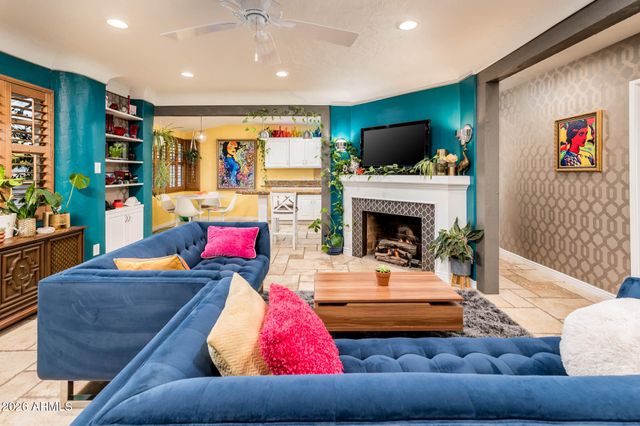 2930 N 16TH Drive, Phoenix, AZ 85015