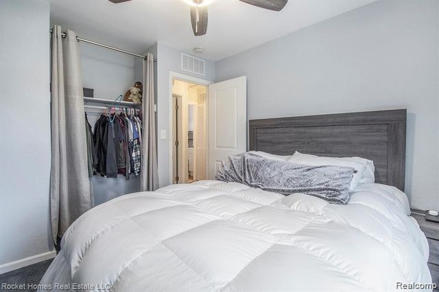 2836 Edna Jane Drive, Auburn Hills, MI 48326