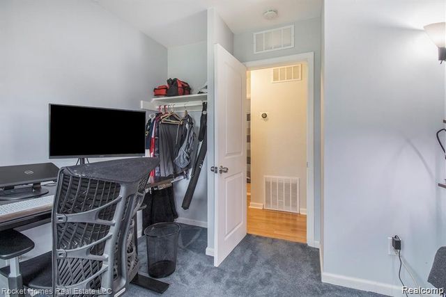 2836 Edna Jane Drive, Auburn Hills, MI 48326