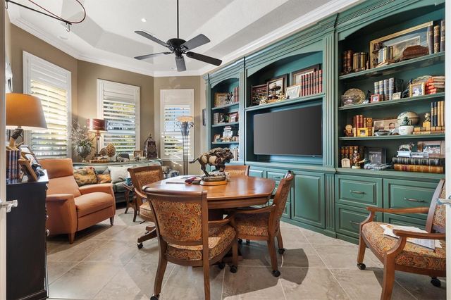 885 IRON OAK WAY, The Villages, FL 32163