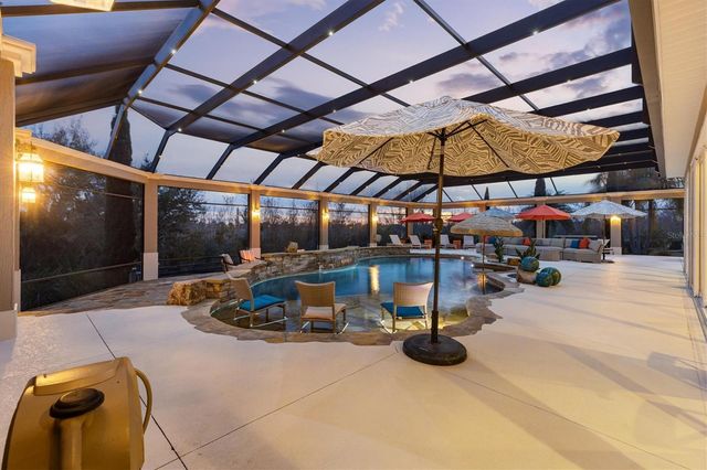 885 IRON OAK WAY, The Villages, FL 32163