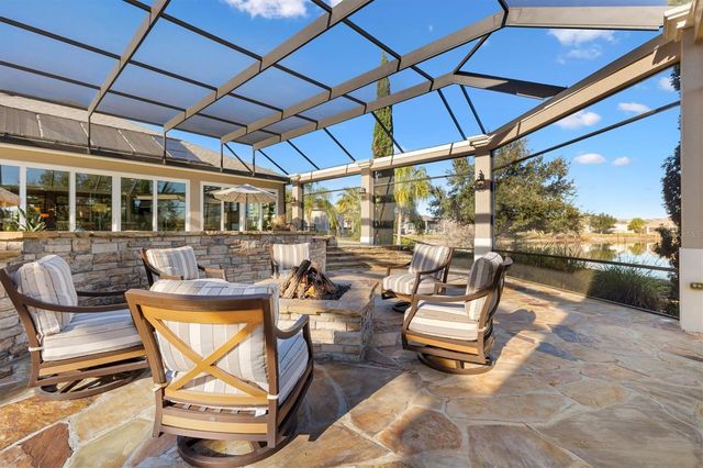 885 IRON OAK WAY, The Villages, FL 32163