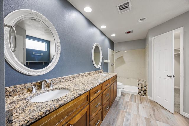 9735 Fortune Ridge DR, Converse, TX 78109