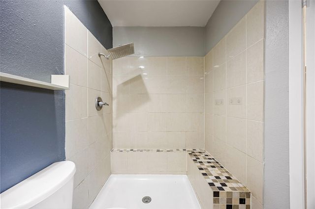 9735 Fortune Ridge DR, Converse, TX 78109