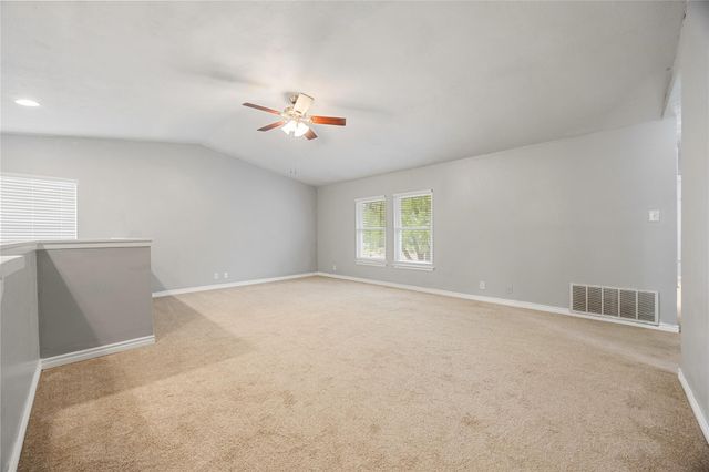 9735 Fortune Ridge DR, Converse, TX 78109