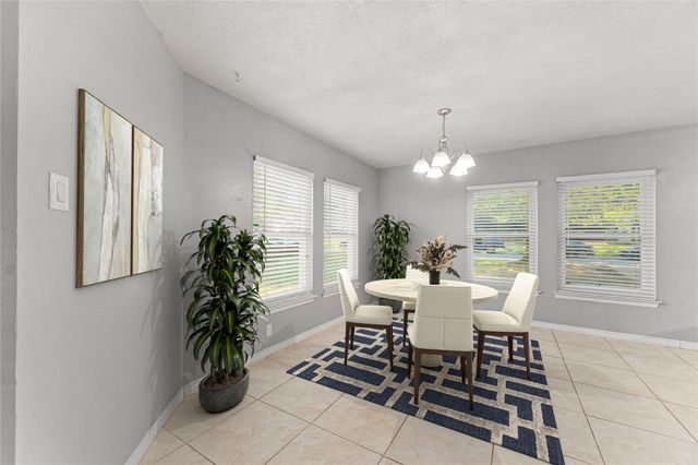 9735 Fortune Ridge DR, Converse, TX 78109