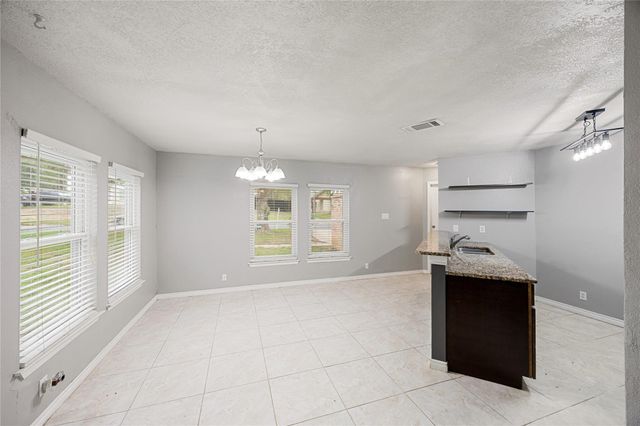 9735 Fortune Ridge DR, Converse, TX 78109