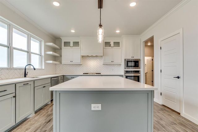 1364 Pineridge Circle, Piedmont, OK 73078