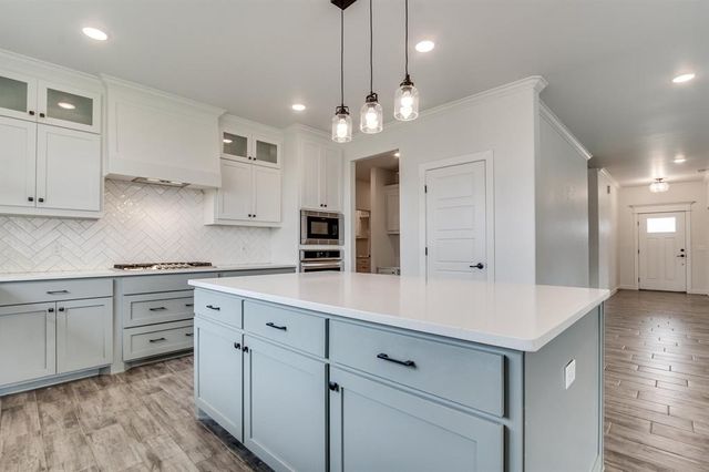 1364 Pineridge Circle, Piedmont, OK 73078