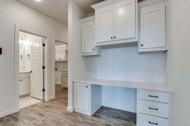 1364 Pineridge Circle, Piedmont, OK 73078