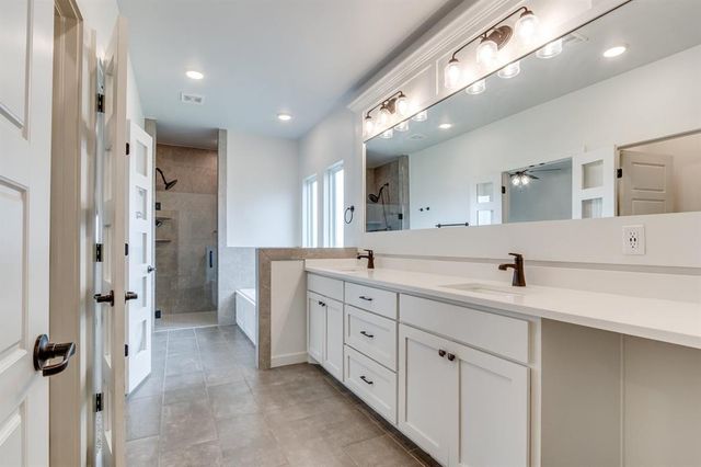 1364 Pineridge Circle, Piedmont, OK 73078