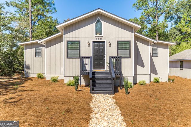 559 Shawnee Circle, Byron, GA 31008