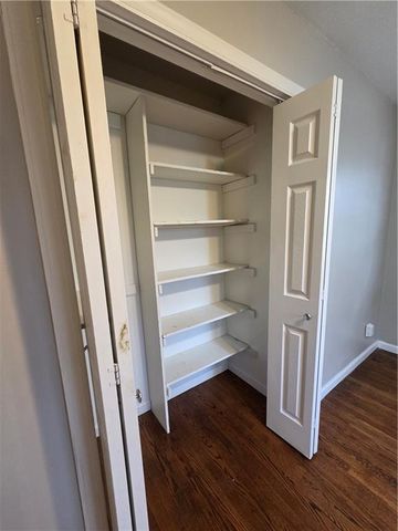 8219 E 85th Street, Raytown, MO 64138