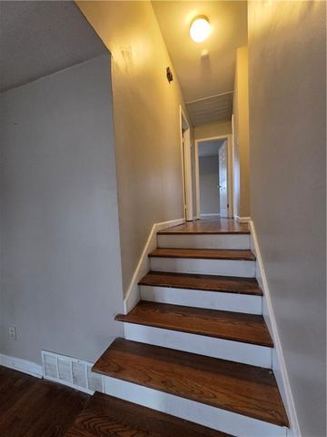 8219 E 85th Street, Raytown, MO 64138