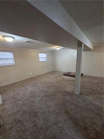 8219 E 85th Street, Raytown, MO 64138